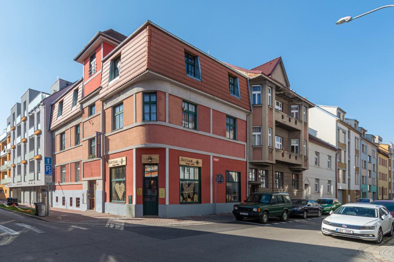 Apartment Sirius G In Center Of Cb Ceske Budejovice Exterior foto